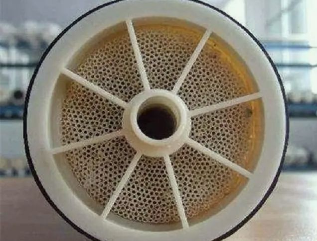 膜污染的原因及處理方法有哪些？（膜污染是什么）
